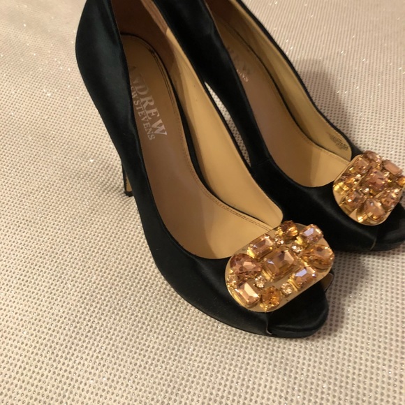 Andrew Stevens - Picture 2 of 6